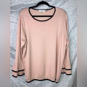 Calvin Klein Womens 1X Blush Pink Top with long bell sleeves, black piping